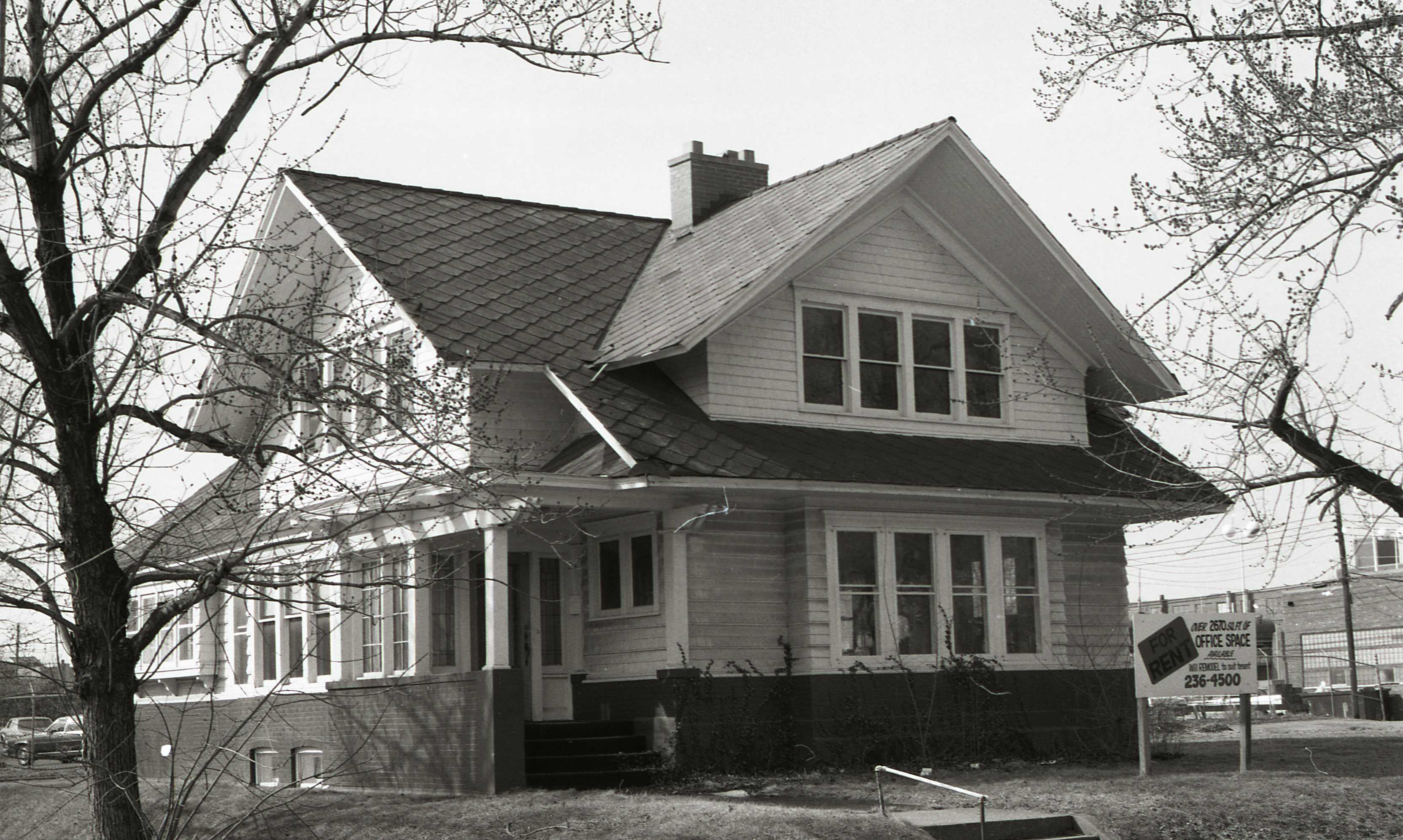 128 East South Street